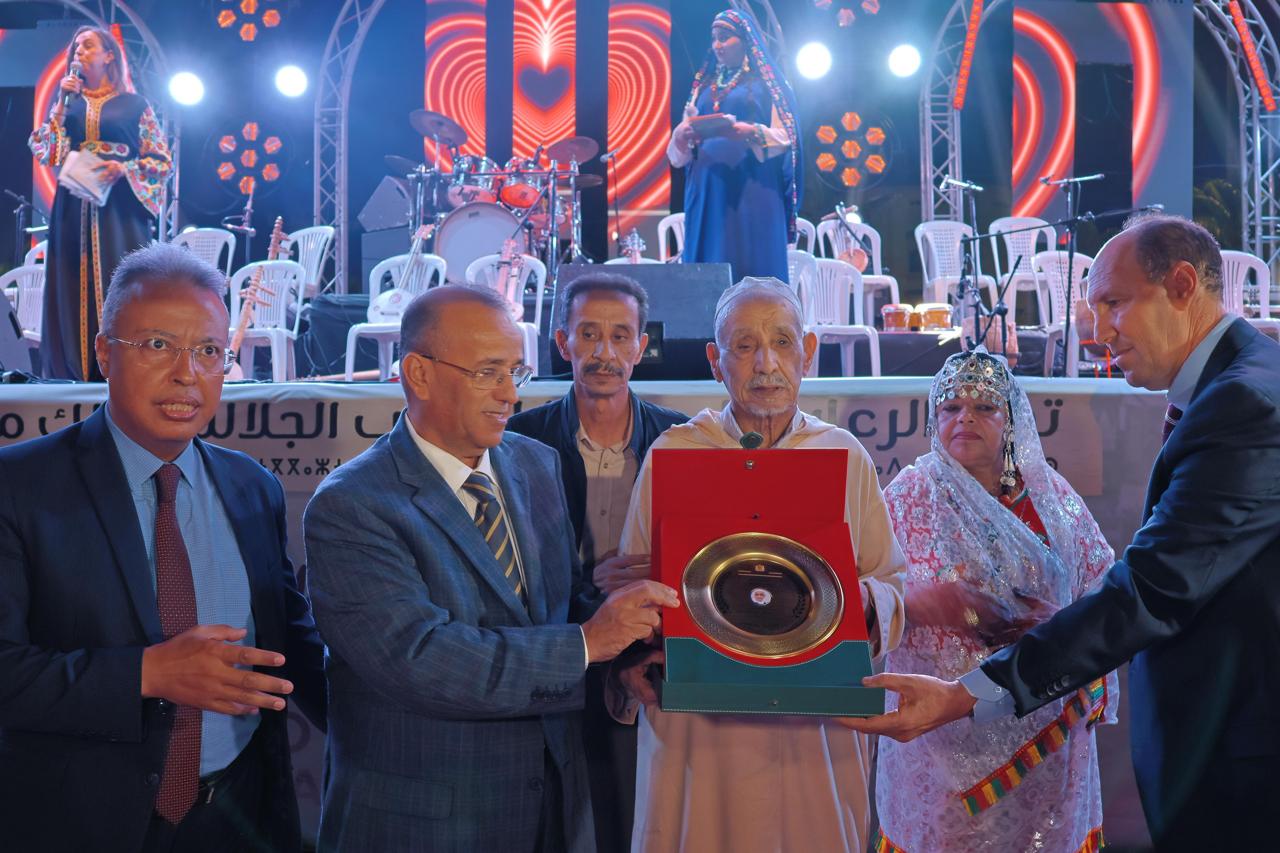 1000140201 - مشاهد بريس