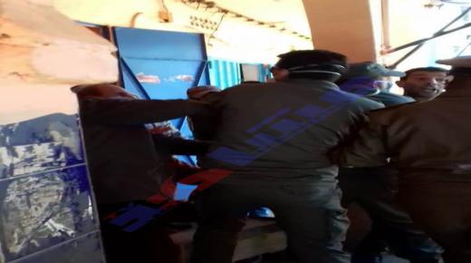 إعتداء قائد وأعوانه ،على بائع الخضر بالسوق الاسبوعي سميمو.