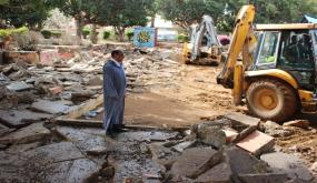 السيد السعيد الناصري نائب رئيس جماعة انزكان في زيارة تفقدية لسير أشغال تهيئة حديقة 20 غشت وساحة النصر