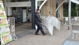 “قرارات” لجنة كورونا تثير غضب أرباب المقاهي والمطاعم بخنيفرة