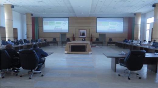 لقاء تواصلي بعمالة الدريوش حول تبسيط المساطر الإدارية