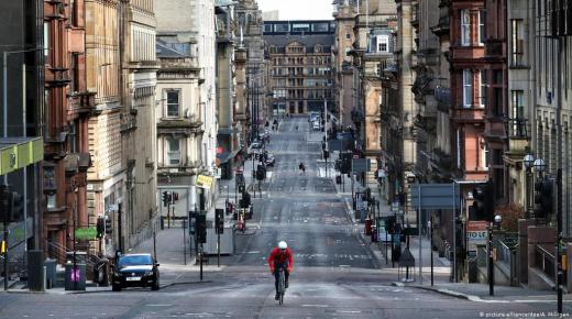 فرنسا تعتزم تمديد الحظر على “التجمعات الكبيرة”