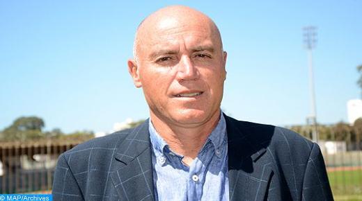 فريق المغرب الفاسي ينهي تعاقده مع المدرب أنخيل كاموندي بالتراضي