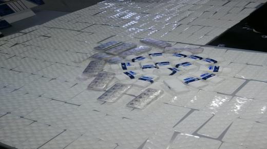 تطوان :توقيف سيدة بحوزتها كمية من الأقراص المهلوسة.