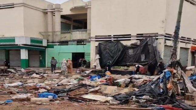 بعد إخلاء “تالمارشيت” بالدشيرة الجهادية… هل المحلات الجديدة لبيع الخضر والفواكه مرخصة قانونًا؟