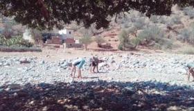 شباب جماعة سيدي أحماد اوعبدالله بإقليم تارودانت يبادر في فك العزلة عن منطقة اصداص والجهات المسؤولة في سبات عميق…!!!