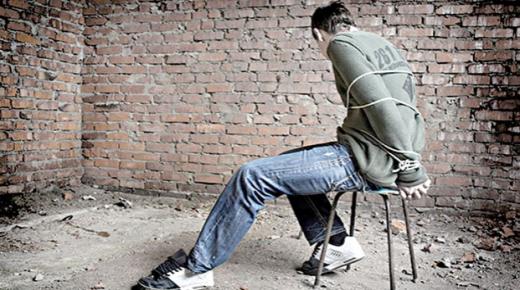 توقيف 7 أشخاص في قضية تتعلق بالنصب والاحتيال والاحتجاز وطلب فدية بالناظور