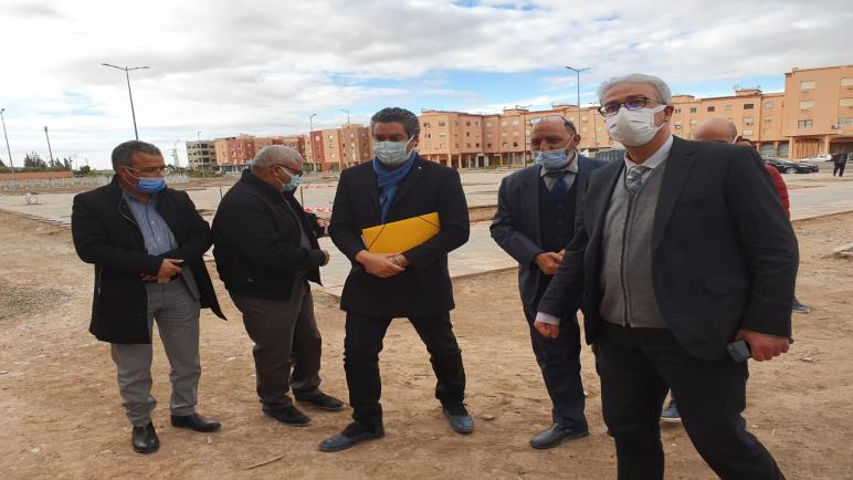 والي جهة مراكش آسفي وعامل عمالة مراكش في جولة تفقدية للمشاريع الكبرى