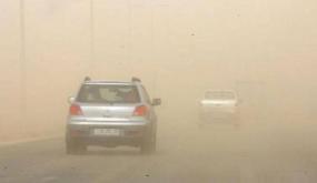 من يطفئ غبار هذا المقطع الطرقي الحيوي في انتظار إنهاء اشغاله بايت ملول