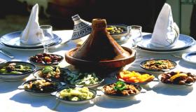 أرباب المطاعم المغاربة يعلنون الإفلاس