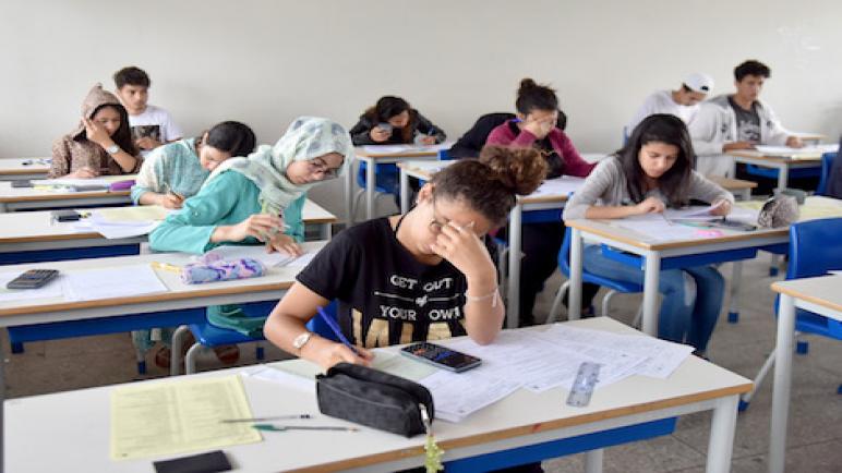 نصف المغاربة يؤيدون تأجيل أو إلغاء الإمتحانات