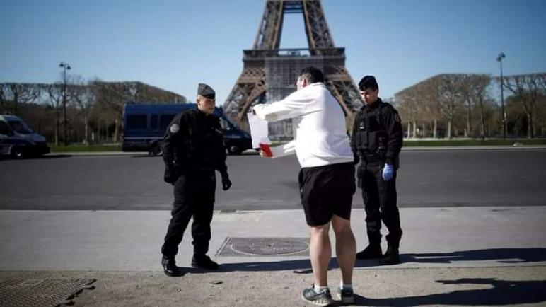 فرنسا تعلن حالة الطوارئ الصحية في عموم البلاد