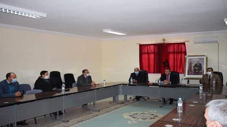 مدير الأكاديمية الجهوية للتربية و التكوين لجهة بني ملال خنيفرة يشرف على تسليم المهام وتنصيب فؤاد باديس مديرا إقليميا بأزيلال