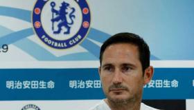 نادي تشلسي لمرة القدم يقيل رسميا مدربه فارنك لامبارد لسوء النتائج