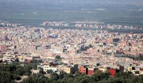 مسؤولون أمريكيون ومغاربة يزورون موقع بناء مركز التكوين الصحي ببني ملال