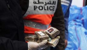 توقيف ثمانية أشخاص للاشتباه في ارتباطهم بشبكة إجرامية تنشط في التهريب الدولي للمخدرات والمؤثرات العقلية بالسعيدية
