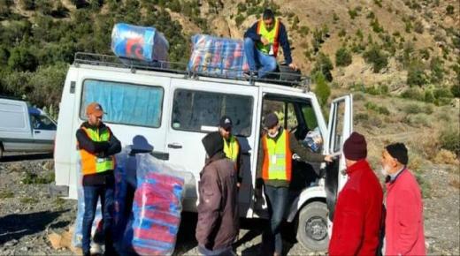 حملة “شتاء دافئ” تسعى لتخفيف موجة البرد على ساكنة المناطق الجبلية بالحسيمة