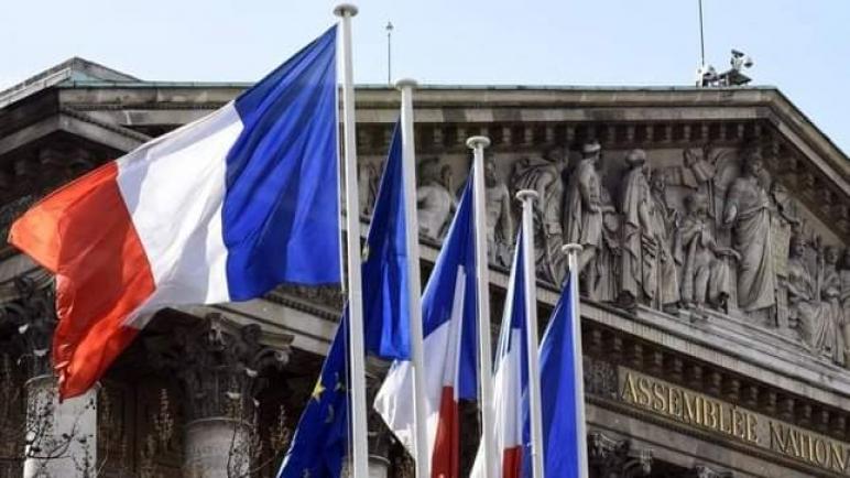 جائحة كورونا.. الحكومة الفرنسية تمدد صرف الإعانات الاستثنائية للعمال في وضعية هشة لثلاثة أشهر