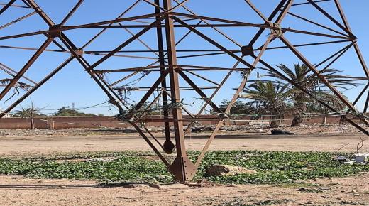اعمدة كهربائية حديدية تهدد سلامة وصحة المواطنين بنفوذ ايت ملول والجهات الوصية عن القطاع خارج اهتمام ساكنة المدينة
