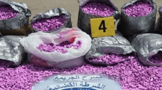 إجهاض عملية لترويج المخدرات والمؤثرات العقلية وحجز 5 آلاف قرص من المخدرات بالناظور