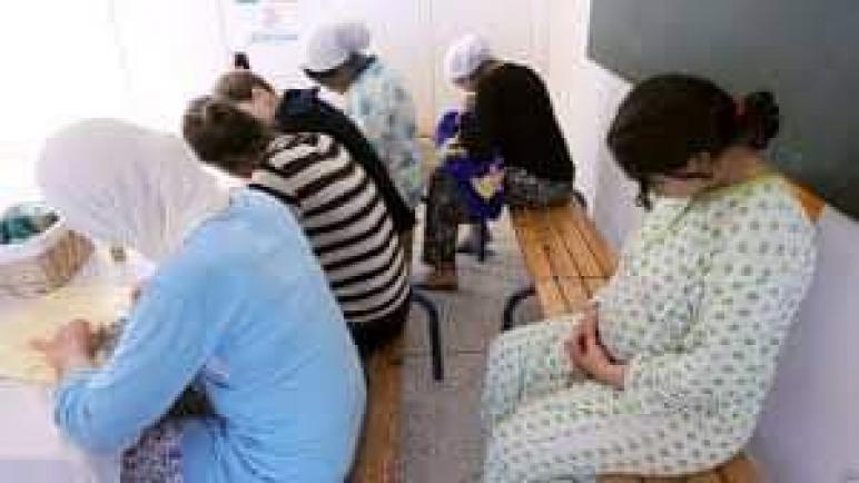 بين وأد النساء وقتل أحلامهن.. القليعة تطفو على السطح كمقبرة للأمهات العازبات