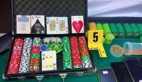 أمن طنجة يعتقل 20 شخصا متورطا في تنظيم مباريات القمار