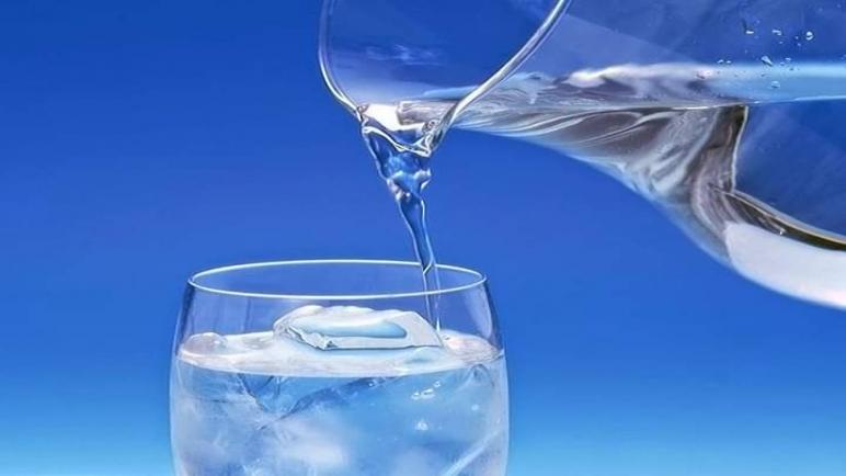 انقطاع في التزود بالماء الشروب في بني ملال نتيجة إصلاح عطل بالقناة الرئيسية بأفورار