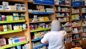 اختفاء أدوية كورونا من صيدليات العيون