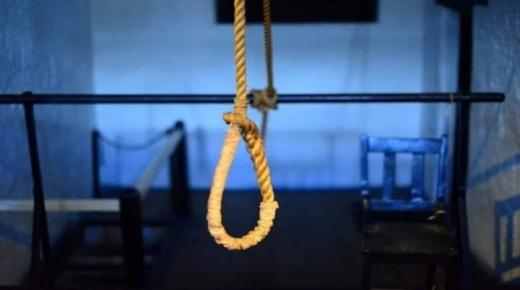 شاب يطعن صديقه بسيف وينتحر شنقا ببرشيد