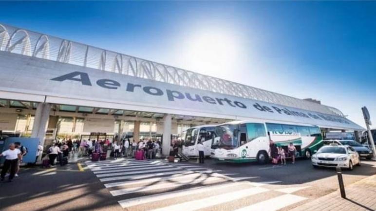 قوات الأمن تعتقل هاربين من طائرة مغربية في مطار مدينة “بالما” الإسبانية