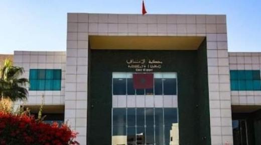 ملف الأستاذ المدان بـ 5 سنوات حبسا بتهمة اغتصاب 4 تلميذات من جديد أمام محكمة الاستئناف بأكادير