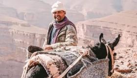بعد “شهرته المؤقتة”.. محمد المكي يظهر على “يوتيوب” لتوثيق يومياته بالجبل