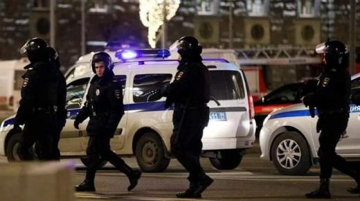 روسيا: تلميذ يفجر نفسه في مدرسة