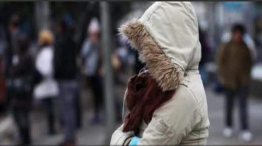 طقس الأحد: توقع أجواء باردة بهذه المناطق