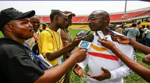 الكاميروني روجي ميلا يعتذر للمغاربة