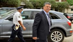 وزارة العدل تقرر اعتبار “الموظفين غير الملقحين” منقطعين عن العمل