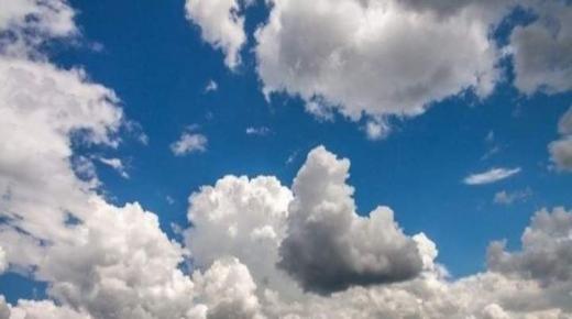 طقس الأحد: نزول زخات وأمطار بهذه المناطق