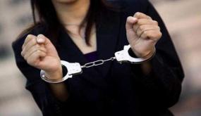 اعتقال ستينية تروج أقراصا و”قويلبات” لتكبير الأرداف