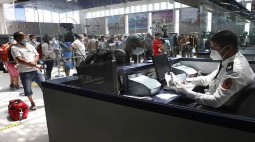 توقيف 21 “حراكا” بمطار محمد الخامس