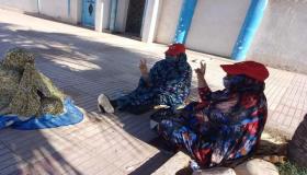 عاملات الإنعاش الوطني بطانطان تستمر في نضالها تحت شعار : “” مامفاكين مامفاكين بحقوقنا مطالبين “”