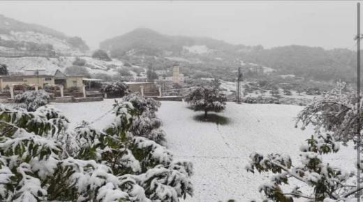 أمطار قوية وثلوج بعدد من مناطق المغرب