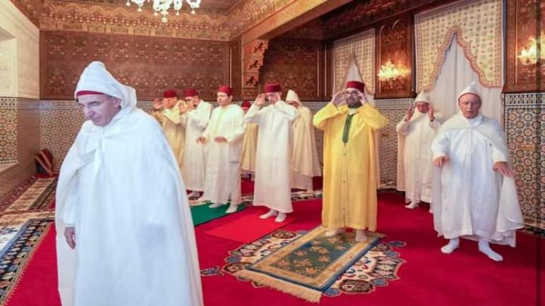 الملك محمد السادس يأمر بفتح 35 مسجدا