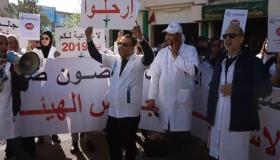 الصيادلة يقررون غلق صيدلياتهم في إضرابات متتالية احتجاجا على الحكومة