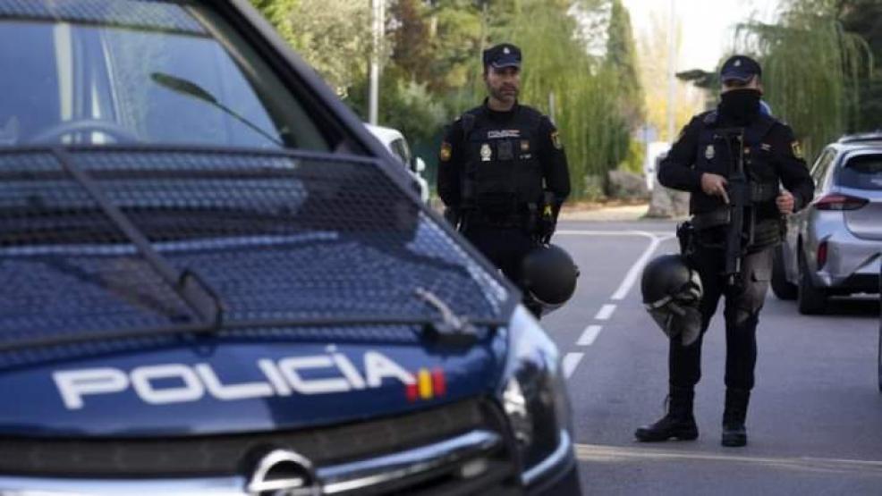 شرطة إسبانيا تنقذ مغربية احتجزت في مزرعة