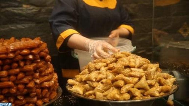 رجال “الشباكية” بصمة شهر رمضان في المغرب.. ما سرهم….؟