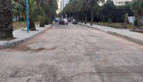 غياب علامات التشوير و وجود الأشغال وسط الطريق شارع يعقوب المنصور بجماعة المحمدية