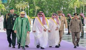 صاحب السمو الملكي الأمير مولاي رشيد يحل بجدة لتمثيل صاحب الجلالة في القمة العربية