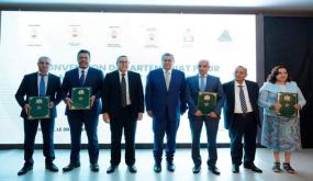 التوقيع بأكادير على مذكرتي تفاهم واتفاقية إطار تنفذ بموجبهما مجموعة “LEONI” الألمانية 6 مشاريع استثمارية بأزيد من 932 مليون درهم
