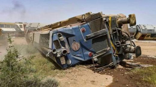 تونس ..قتيلان و34 جريحا في حادث انقلاب قطار