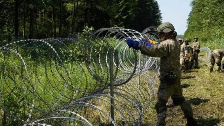 ليتوانيا تغلق ممرّين حدوديين مع بيلاروسيا